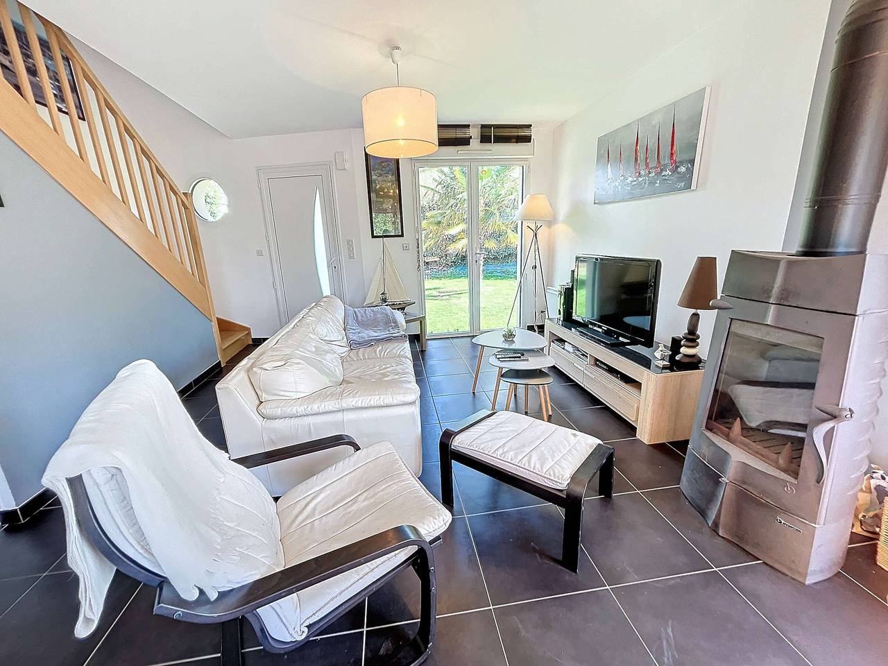 Maison calme, proche tennis, 3 chambres, terrasse, Wi-Fi, parking in Jullouville, Côte de la Déroute