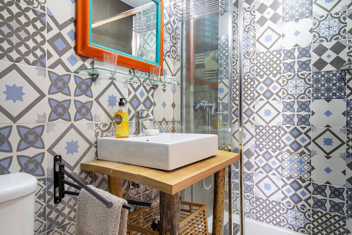 Studio Appartement 'Estúdio Azul' met uitzicht op de bergen, gedeeld zwembad en Wi-Fi, foto 15