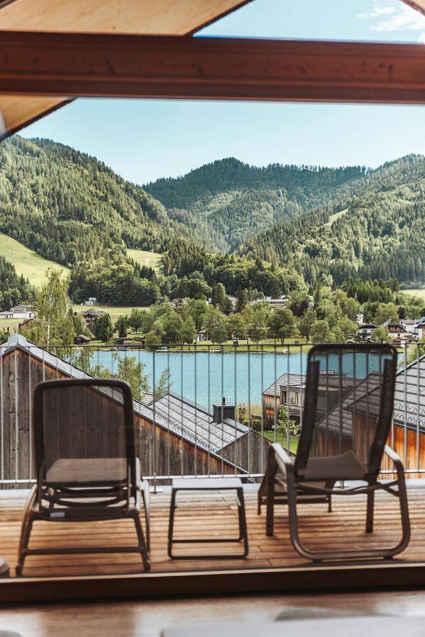 Hotel für 2 Personen, mit Balkon und Whirlpool sowie Terrasse und Garten am Weissensee - 2