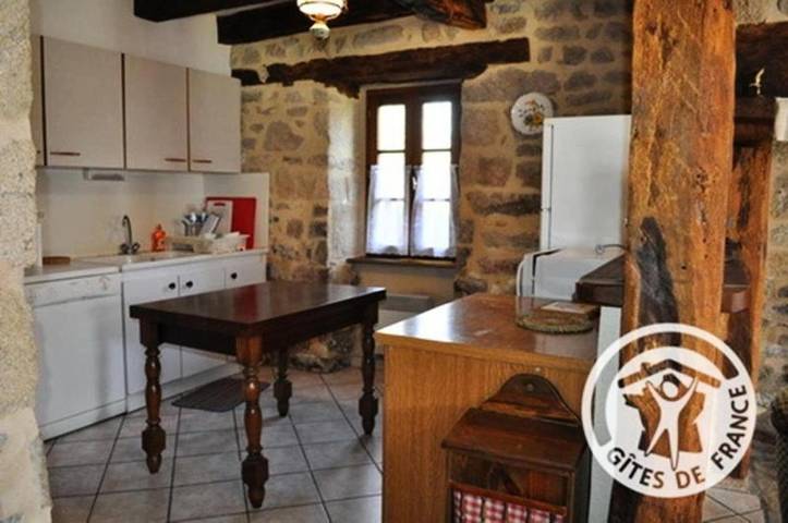 Gîte pour 8 personnes à Marcillac-la-Croisille - 4