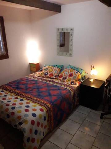 Cottage pour 2 personnes, avec jardin ainsi que piscine et terrasse à Bouc-Bel-Air