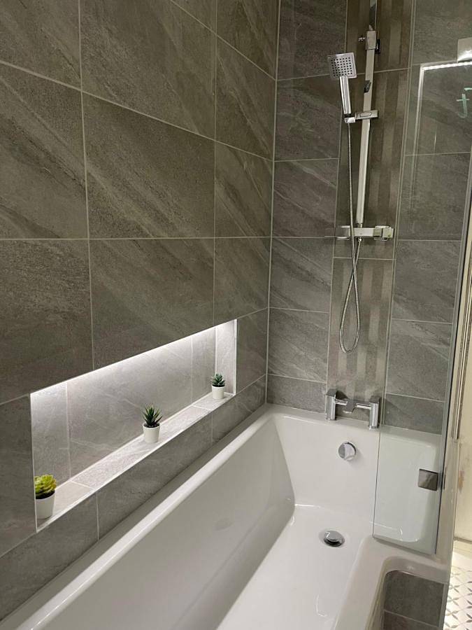 Two-Bedroom House in Chesterfield, Derbyshire