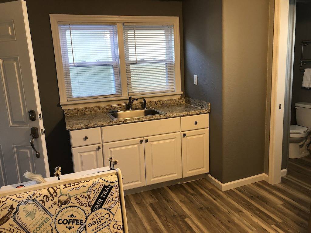 Ganze Wohnung, Pg's Bungalow, 1.5 Blocks to Beach and Boardwalk, Pet Friendly in Wildwood, Cape May County