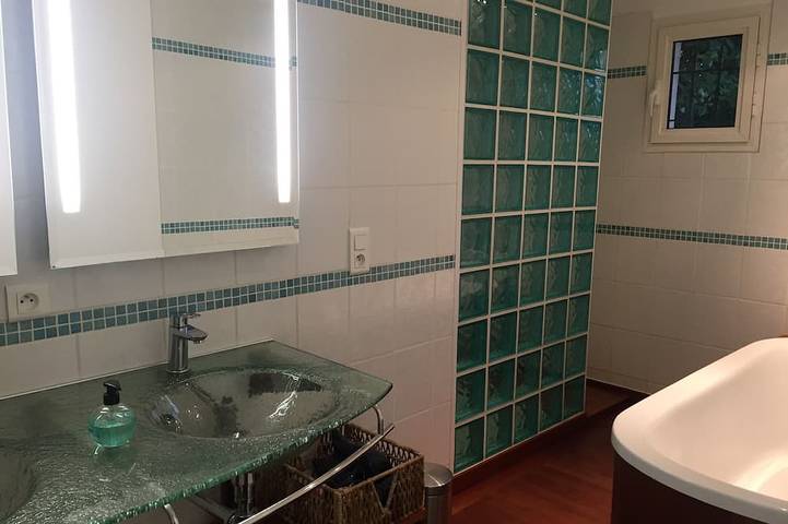 Villa pour 2 personnes, avec jardin et terrasse à Toulon - 2