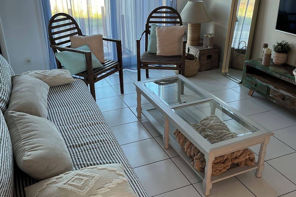 Belle Villa Leucate Naturiste (Fkk), 6 pers., 3 chambres in Port Leucate, Leucate