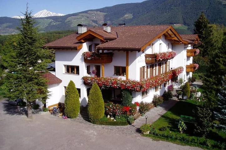 Ferienwohnung für 3 Personen, mit Pool und Balkon sowie Garten, mit Haustier - 1