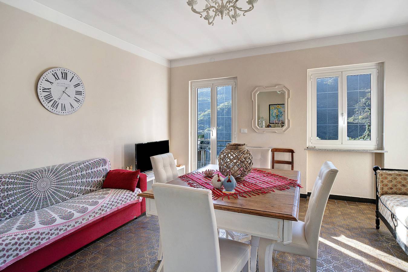 Appartamento intero, Appartamento 'Sweet Caselle' con vista sulle montagne, giardino in comune e Wi-Fi in Testico, Riviera di Ponente