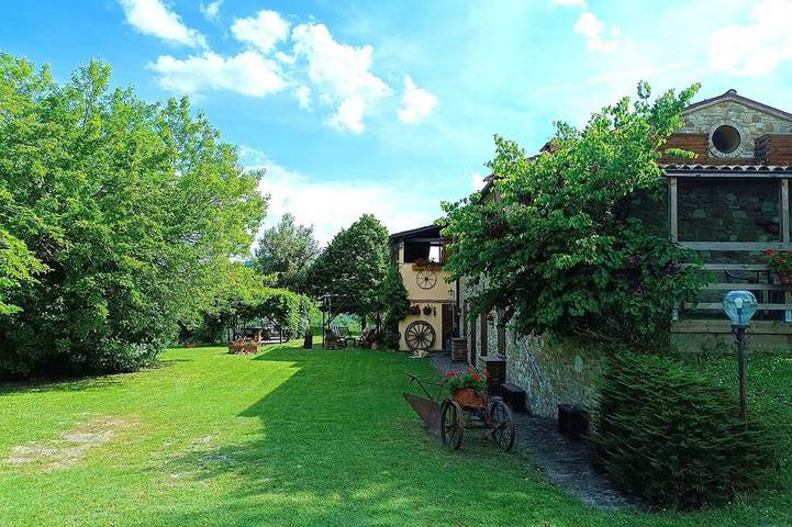 Ganze Wohnung, Romantische Wohnung für 2 Personen im Bauernhaus. Panoramablick! in Urbino, Pesaro-Urbino