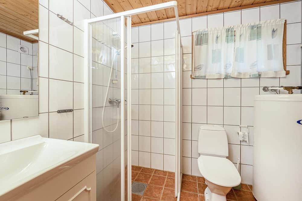 2 bedroom lovely home in Fjærland in Sogndal