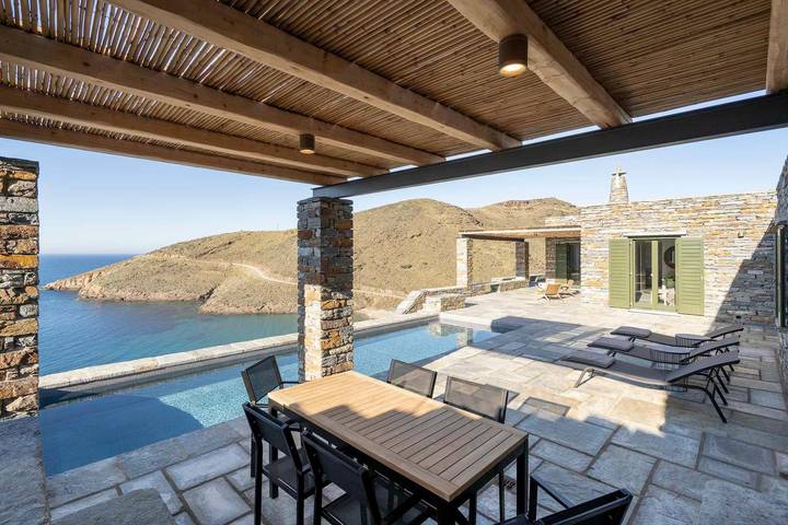 Villa pour 6 personnes, avec vue sur l’océan et terrasse dans Kea