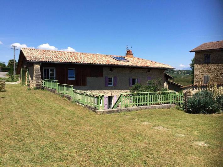 Location de vacances pour 4 personnes, avec piscine ainsi que jardin et vue à Saint-Lattier - 2