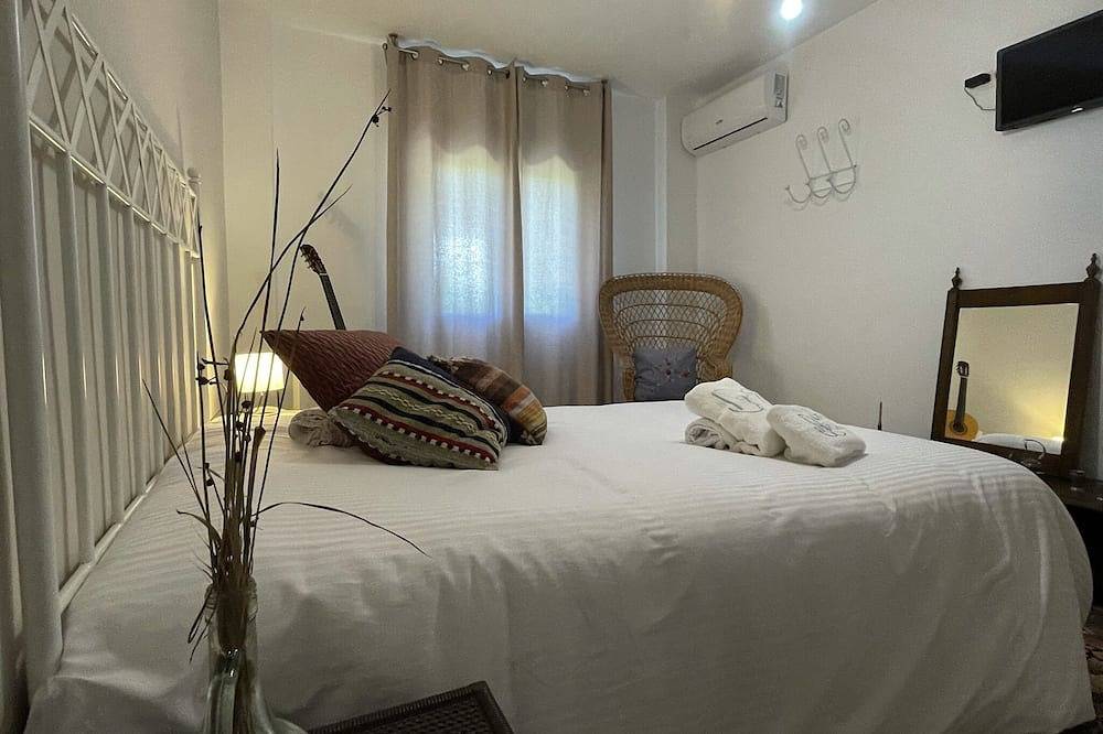 Casa Rural Villa Algaba in Urbanización El Cruce, Cordoba