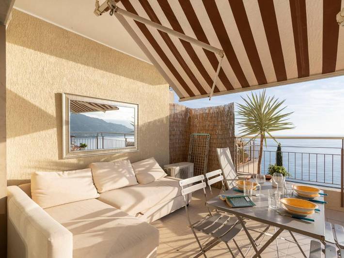 Gîte pour 3 personnes, avec Terrasse à Région de Vintimille