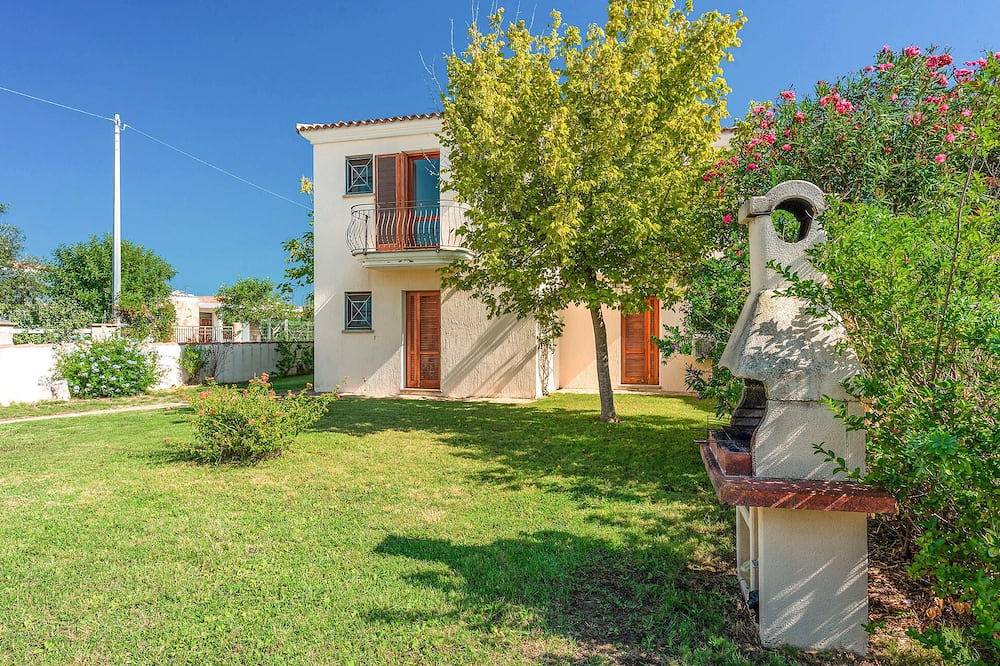 Apartamento entero, Increíble apartamento de 2 habitaciones. in Budoni, Olbia-Tempio