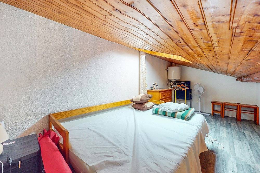 1 bedroom awesome home in Vaux-sur-Mer in Vaux-sur-Mer, Côte de Beauté