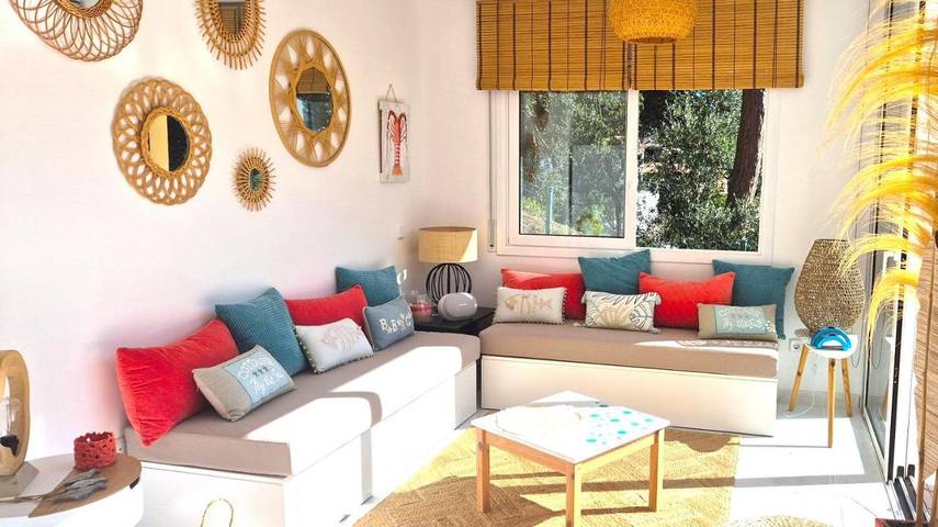 Casa rural para 6 personas, con piscina además de terraza y vistas en Pals - 2