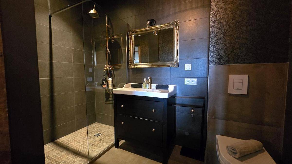 Appartement entier, Two-Bedroom Apartment in Muttersholtz, Région de Sélestat-Erstein