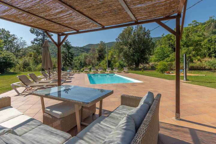 Country House 'Can Janet' with Mountain View, Private Pool and Wi-Fi in Arbúcies, Girona-provinsen
