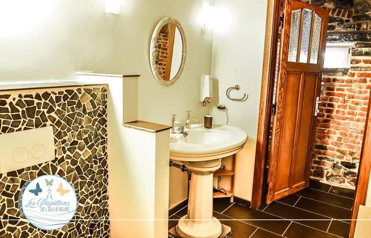 Gîte pour 2 personnes, avec jardin ainsi que terrasse et vue à Walcourt - 4