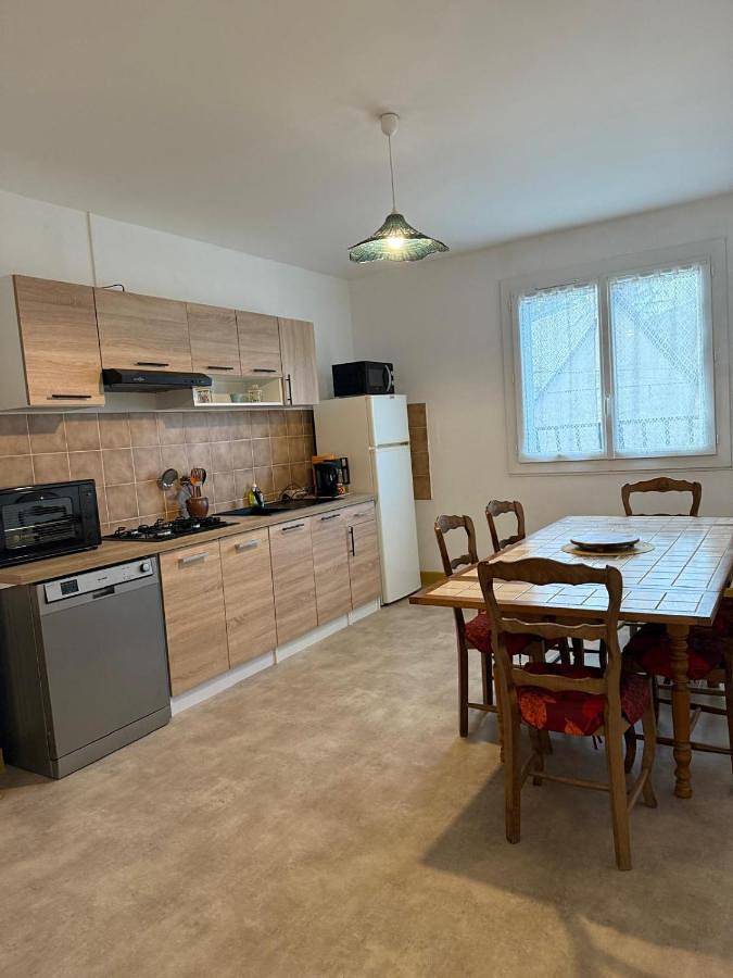 Appartement entier, Appartement tout confort aux portes du Sancy in Lanobre, Parc naturel régional des Volcans d'Auvergne
