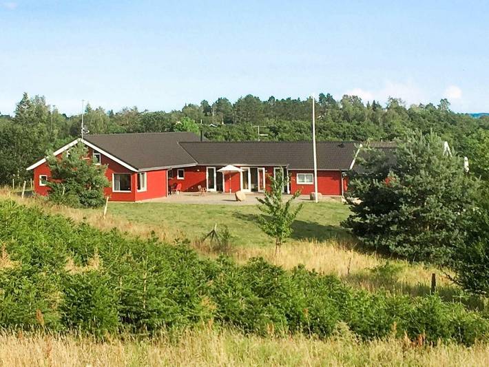 Ferienhaus für 12 Personen, mit Terrasse und Sauna in Lyngsbæk Strand - 2
