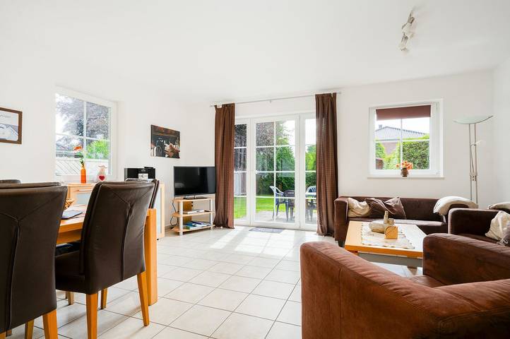 Ferienhaus für 6 Personen, mit Garten in Norden