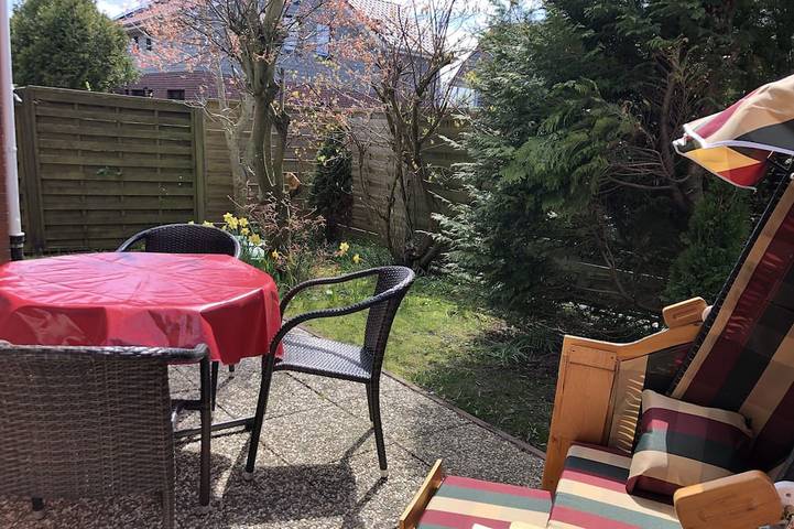 Ferienwohnung für 6 Personen, mit Garten und Terrasse in Neuharlingersiel