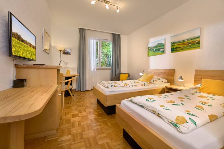 Hotel, mit Terrasse und Garten in Staufen im Breisgau - 4