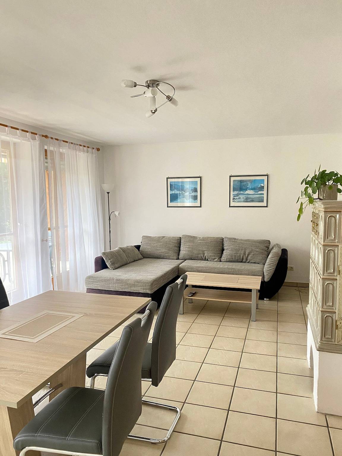 Apartment 'Ferienwohnung Starnberg' with Private Terrace, Shared Garden and Wi-Fi in Starnberg, Starnberger See