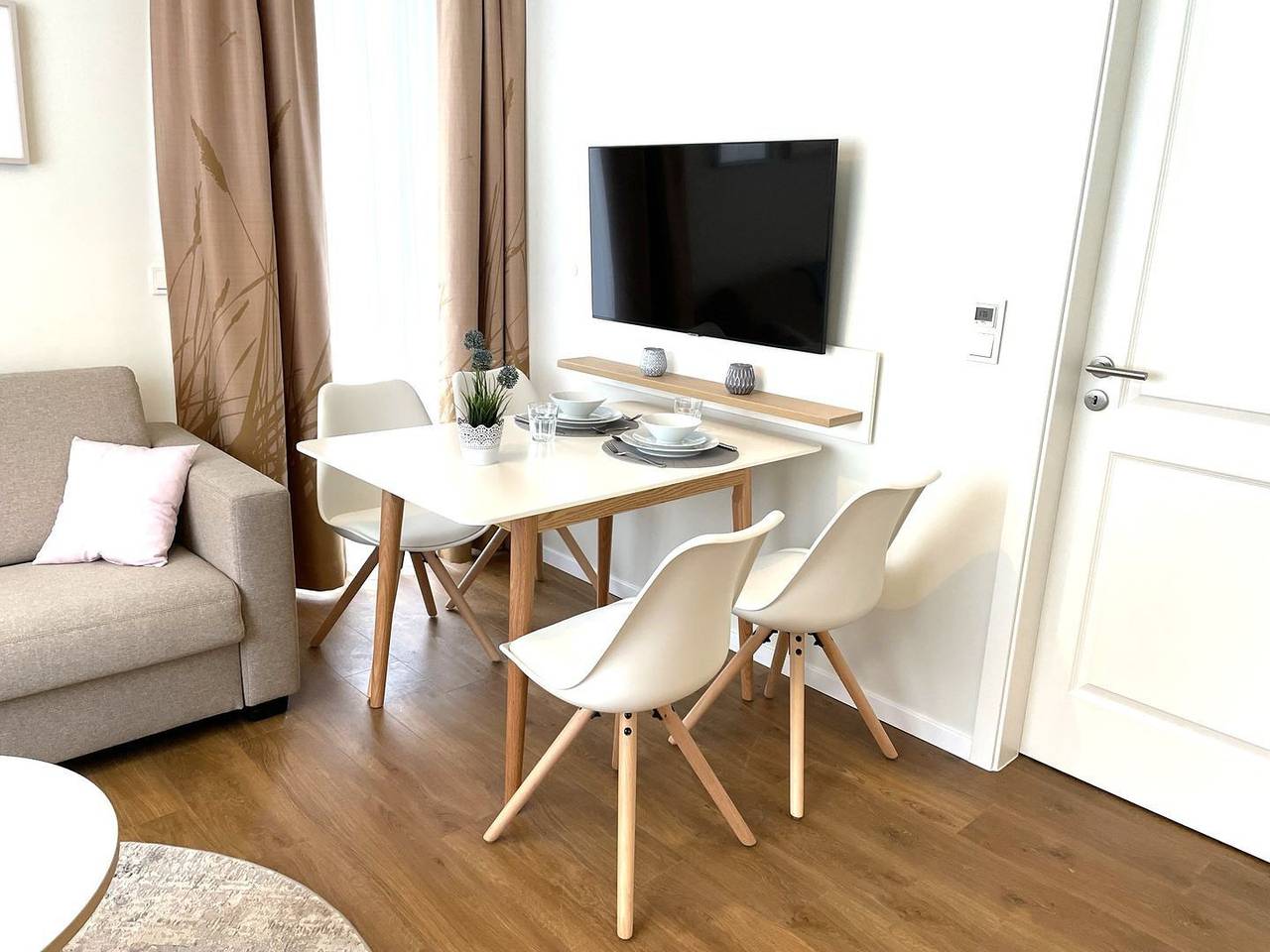 Ganze Wohnung, Haus Barth, Appartement 12 für bis zu 4 Personen. in Bodstedt, Fuhlendorf