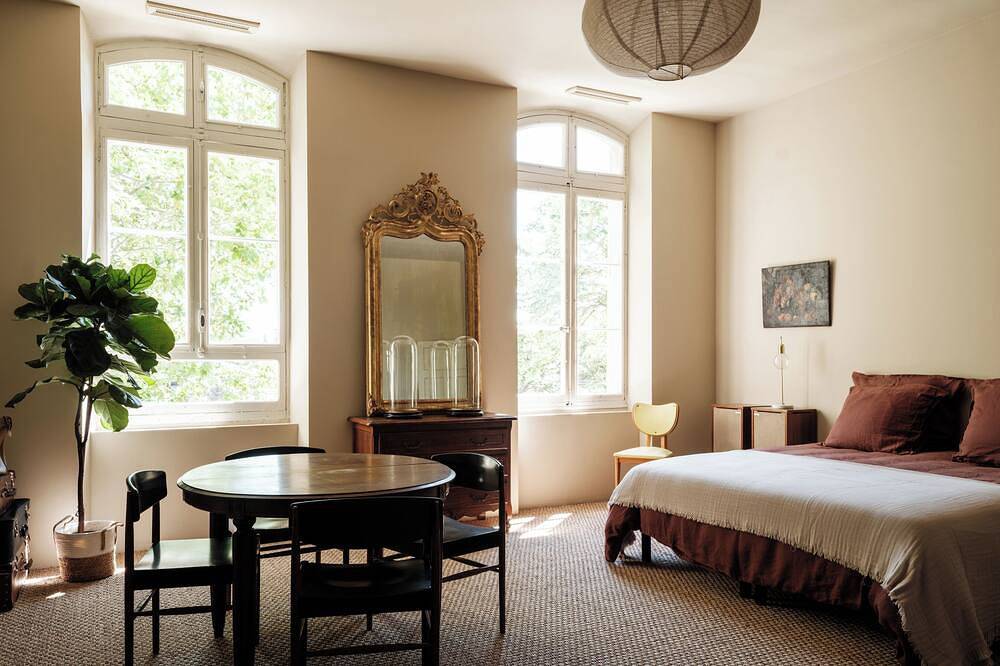 Bastide with garden and swimming pool 10 minutes from Saint Rémy de Provence in Eyragues, Region de Arles