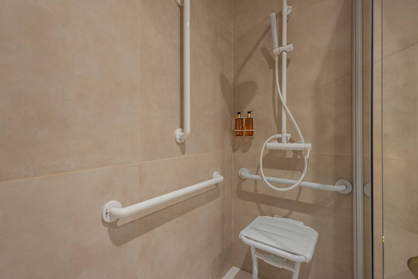 Appartement entier, Benicalap 06 in Valence (Espagne), Costa de Valencia