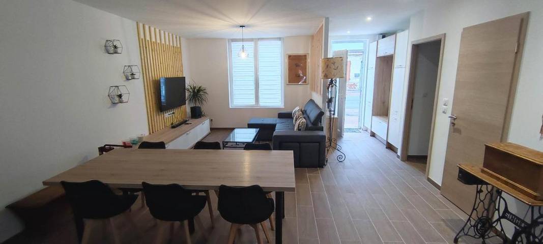 Maison de vacances pour 9 personnes, avec Terrasse et Jardin à Rochefort
