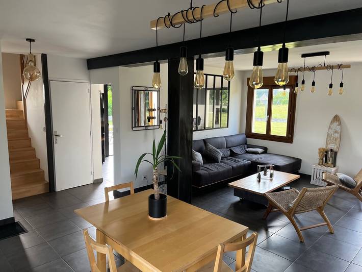 Villa "Quiet House near Dinan" with Private Terrace, Garden, and Wi-Fi in Aucaleuc, Dinan Området