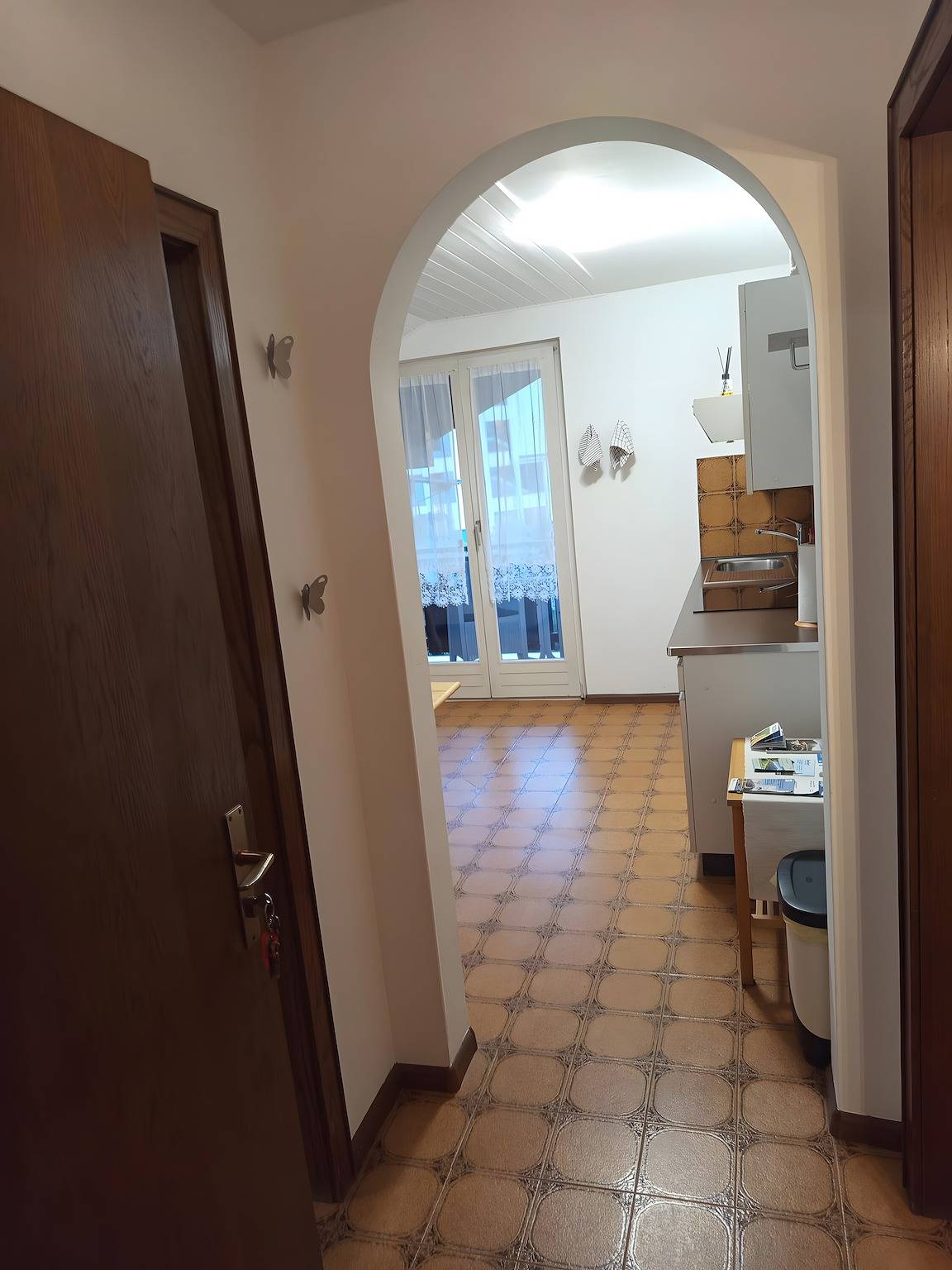 Ganze Wohnung, Ferienwohnung 'Annabelle' mit Gemeinschaftspool, Gemeinschaftsgarten und Wlan in Oberlana, Lana