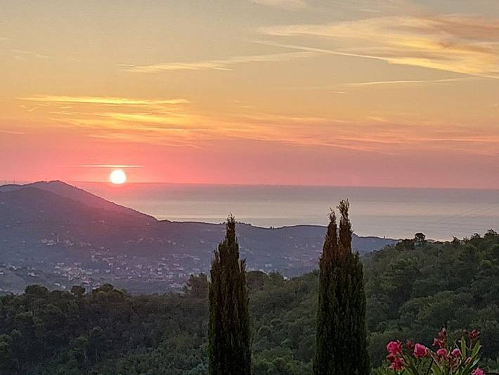 Bellavista – Peace, nature and sea view for 2-4 people in Civezza, Riviera di Ponente