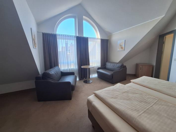 Hotel für 2 Personen, mit Balkon und Terrasse in Wetzlar - 3