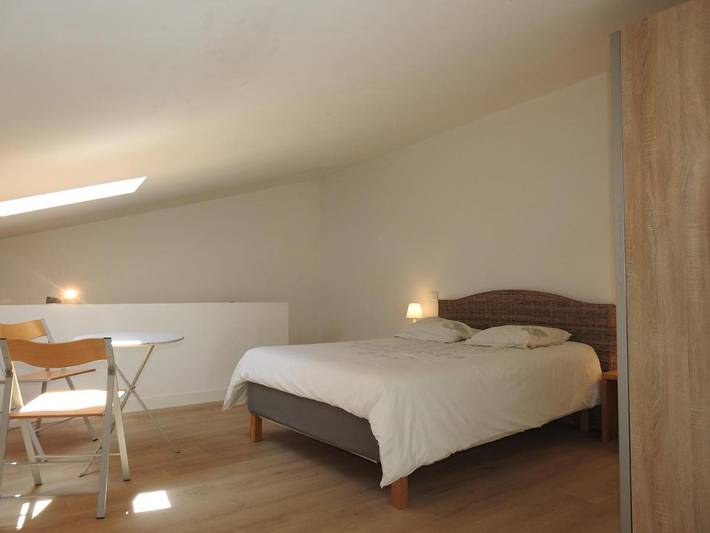 Gîte pour 4 personnes, avec terrasse à Céreste - 3