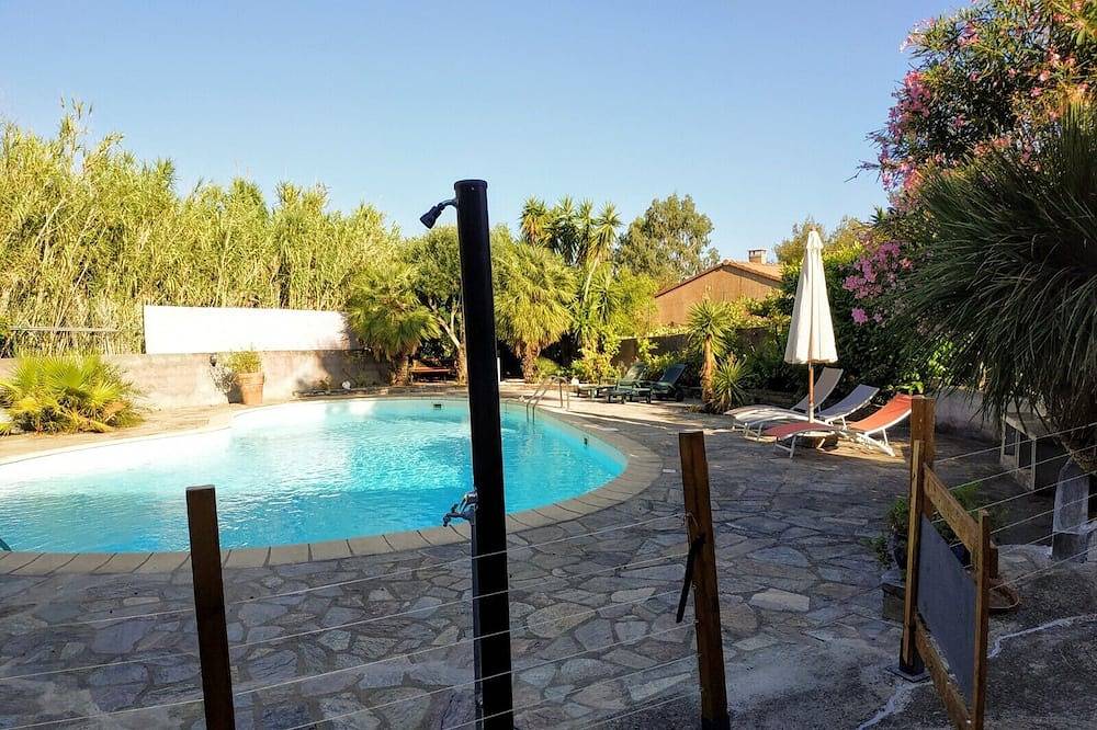 Rental with swimming pool, close to beaches, at the foot of the maquis. in Biguglia, Bastia und Umgebung