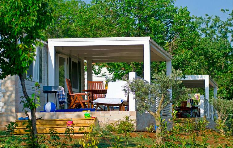 Camping für 6 Personen, mit Terrasse und Pool, mit Haustier in Lanterna - 2