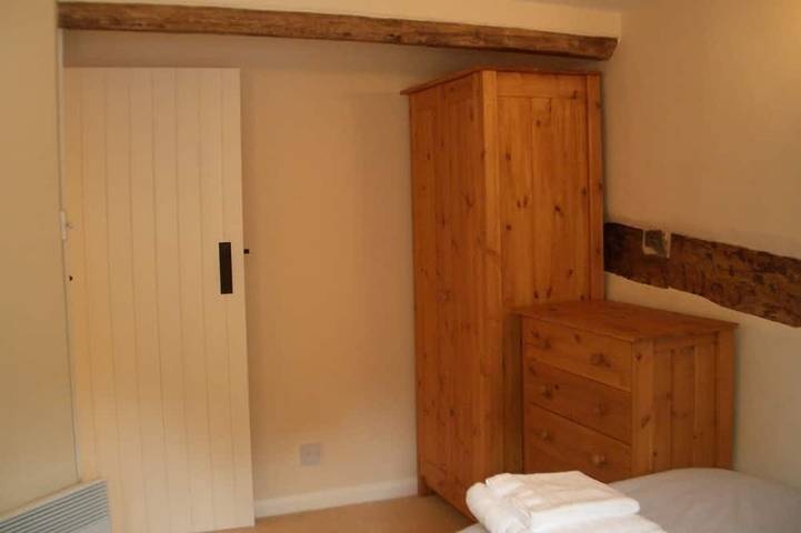 Charmant chalet 4 * dans un endroit rural calme mais proche de Henley-on-Thames & Marlow in Turville, Chiltern Hills