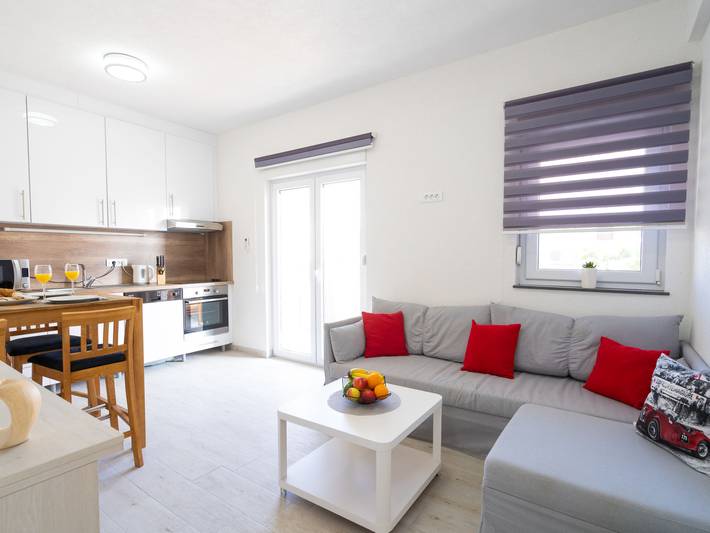 Ferienwohnung für 5 Personen, mit Balkon in Podstrana - 3