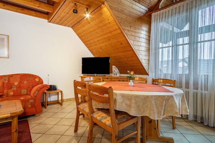 Ferienwohnung für 4 Personen, mit Garten und Sauna in Kressbronn am Bodensee - 3