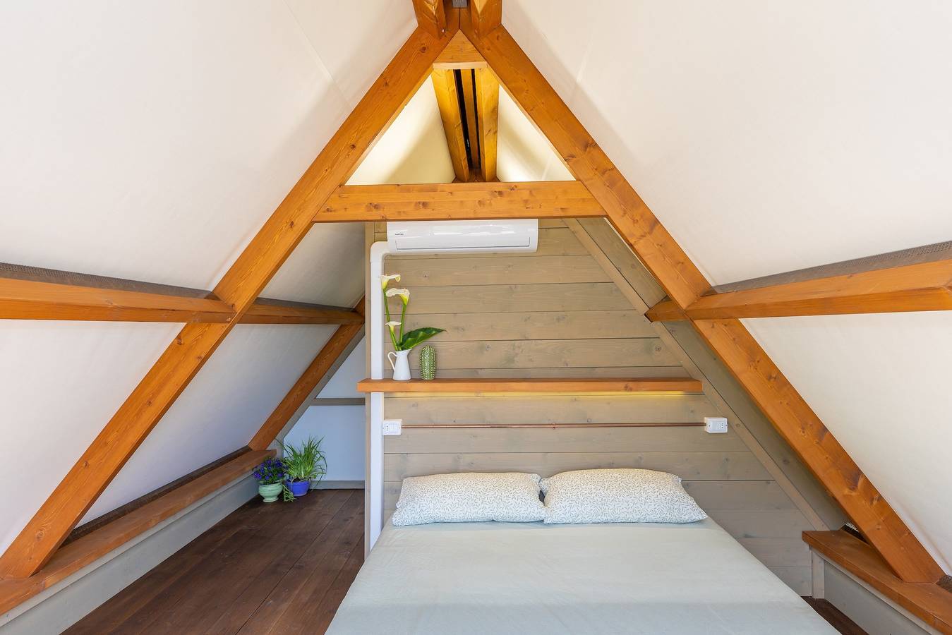 Ganze Ferienwohnung, Tiny Home „Glamping – Il Gelsomino“ mit privatem Garten und Klimaanlage in Monteverdi Marittimo, Etruskische Küste