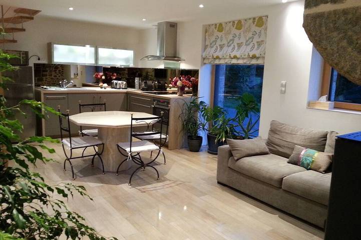 Gîte pour 6 personnes, avec jardin