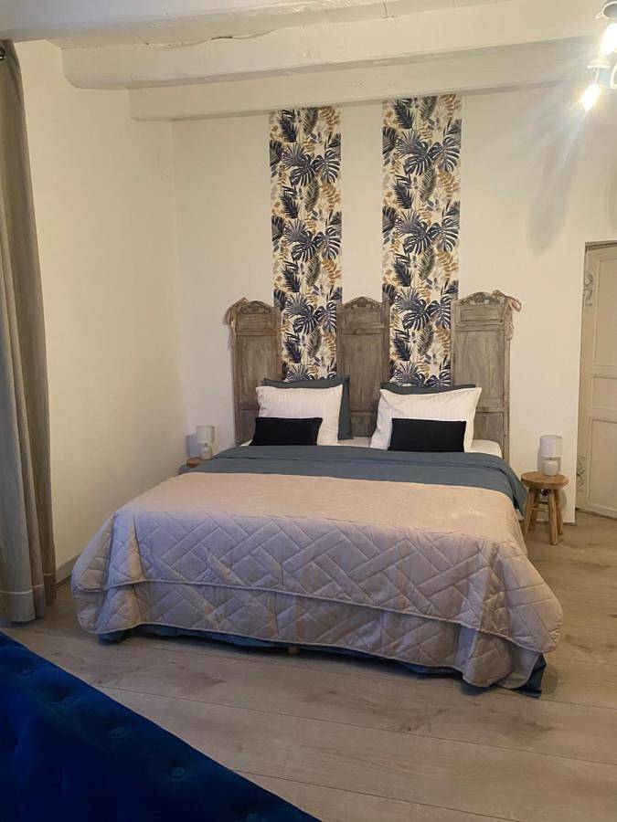 Chambre d’hôte pour 2 personnes, avec Terrasse ainsi que Jardin et Vue