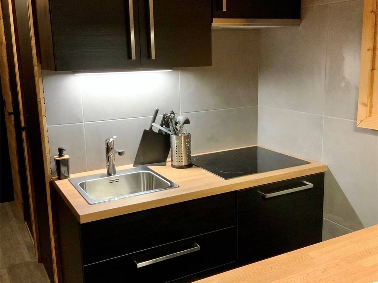 Hel leilighet, Renovated Apartment in Val Thorens - Ski-In/Ski-Out, Balcony, Wifi, Sleeps 4 in Val Thorens, Les Trois Vallées