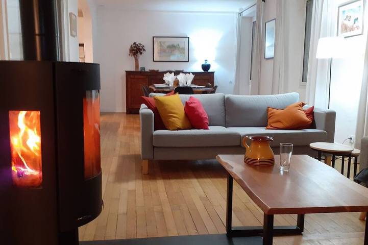 Location de vacances pour 8 personnes, avec jardin, animaux acceptés à Caussou