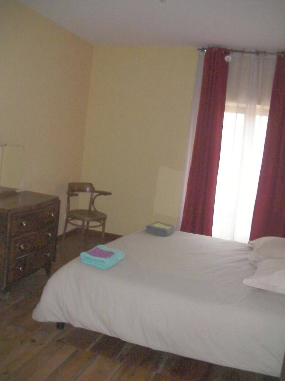 Triple Room with Shared Bathroom in Le Monastier-sur-Gazeille, Parc naturel régional des Monts d'Ardèche