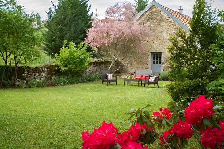Location de vacances pour 2 personnes, avec jardin en Bourgogne-Franche-Comté - 3